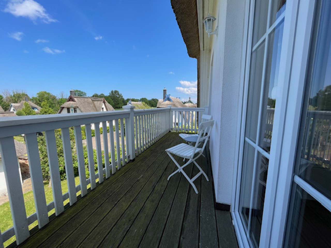 Möbl. Ferienhaushälfte am Kurpark in Glowe mit Balkon & Terrasse & Kamin & Sauna